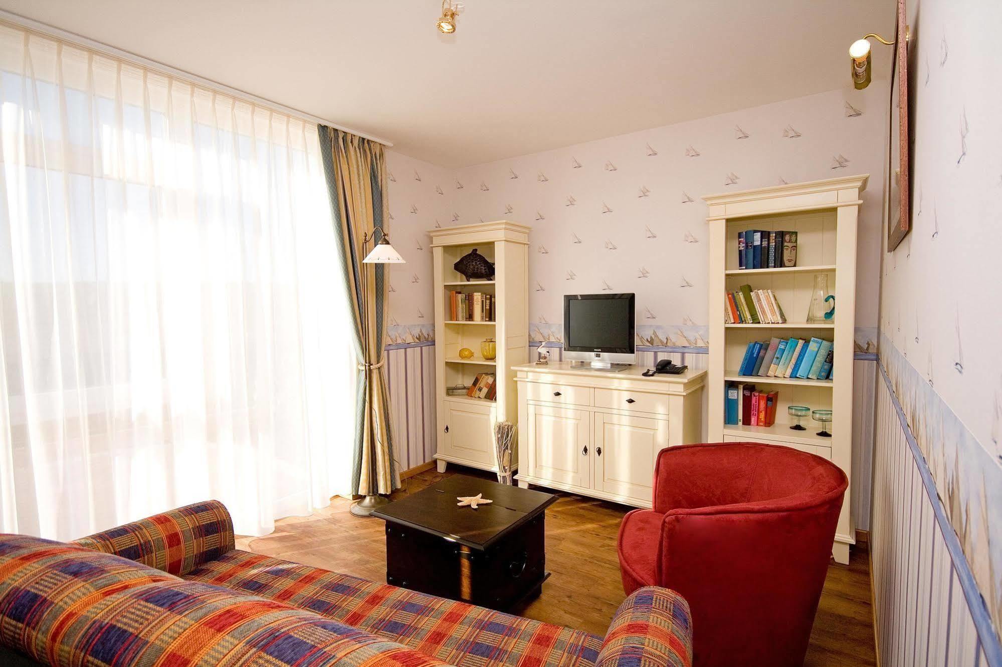 Hotel Nautilus Putbus Exterior foto